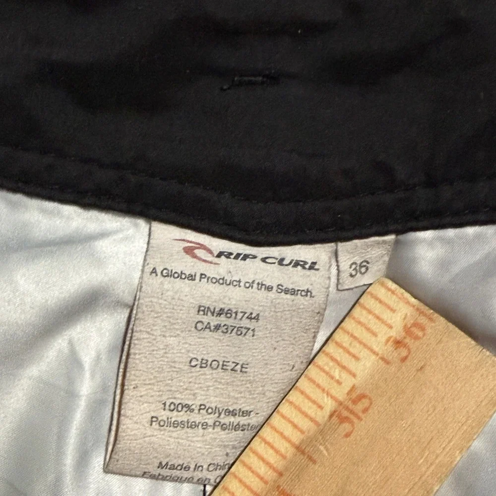 Rip Curl Mens Board Shorts Red Black White Geometric Logo Swim Trunks Size 36‎